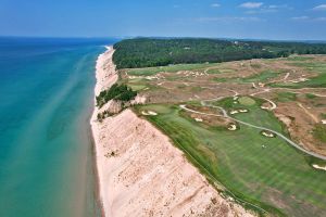 Arcadia Bluffs (Bluffs) 12th Left Green Coast